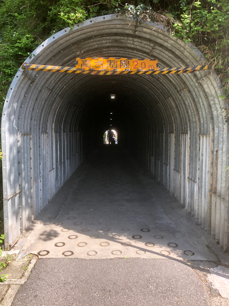 湘南鎌倉穴場スポット・大船のトンネル